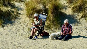 Ældre mand på stranden